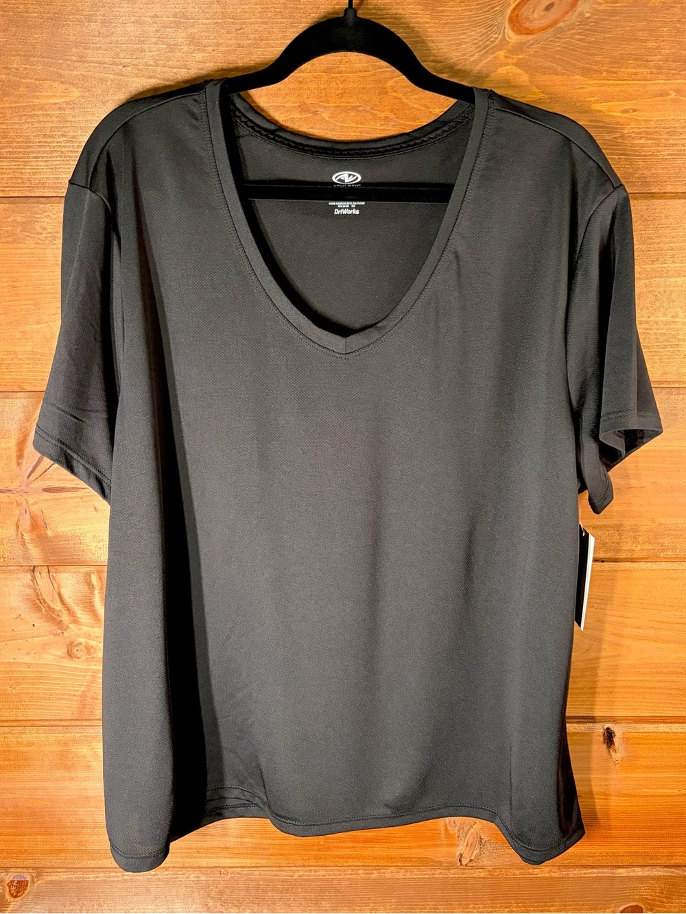Athletic Works Black V-Neck Short Sleeve Active Workout Tee Size XXXL 💕🖤